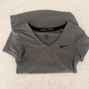 Nike Pro tshirt